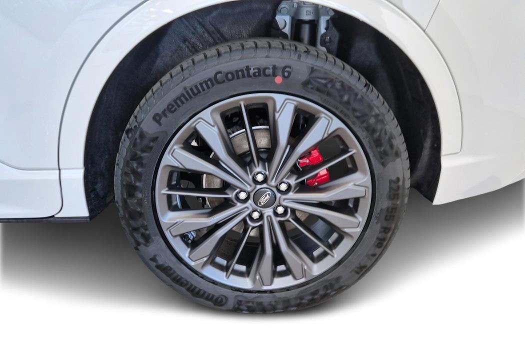 FORD Kuga 2026