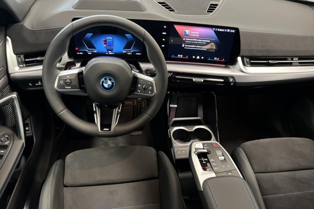 BMW iX1 2026