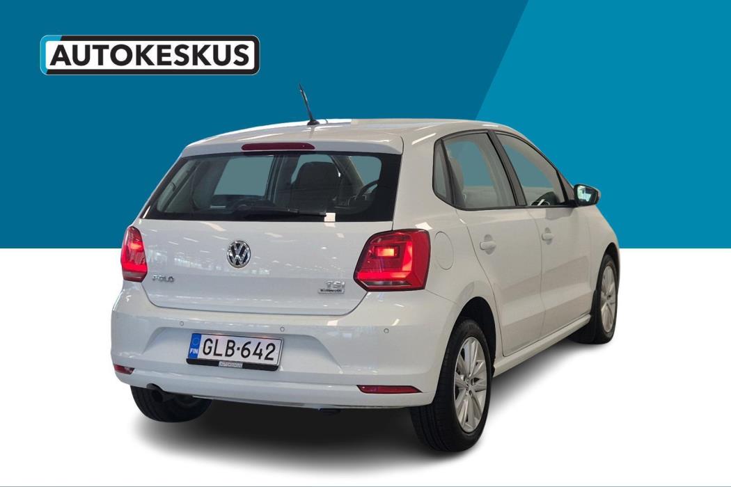 VOLKSWAGEN Polo 2014