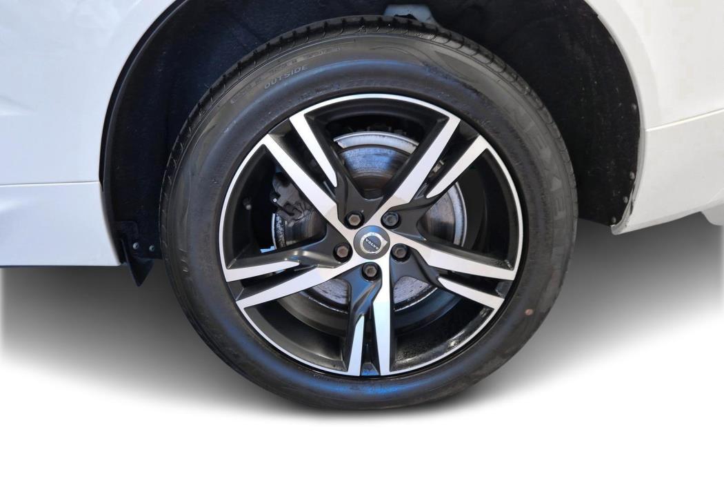 VOLVO XC60 2018