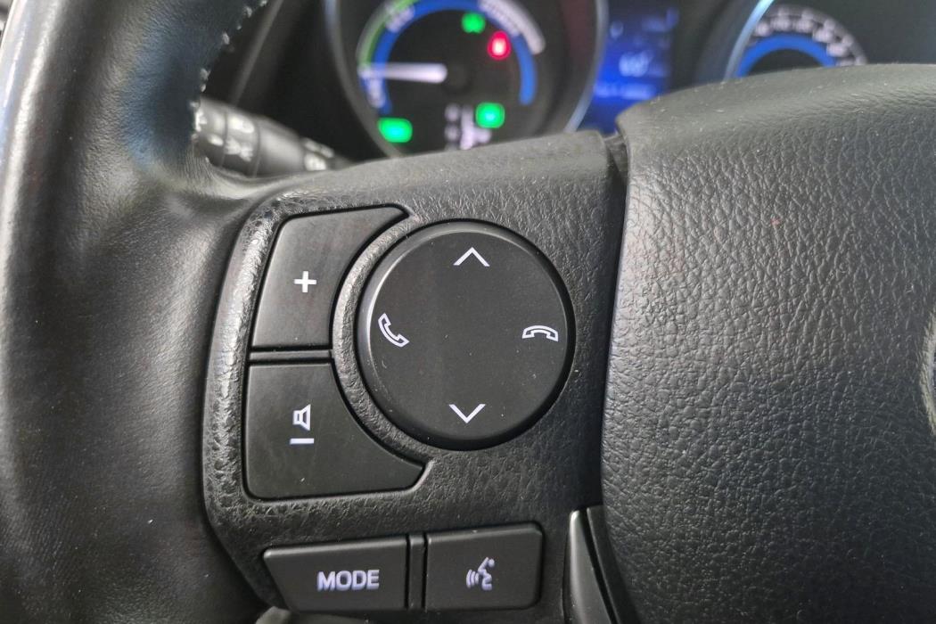 TOYOTA Auris 2018