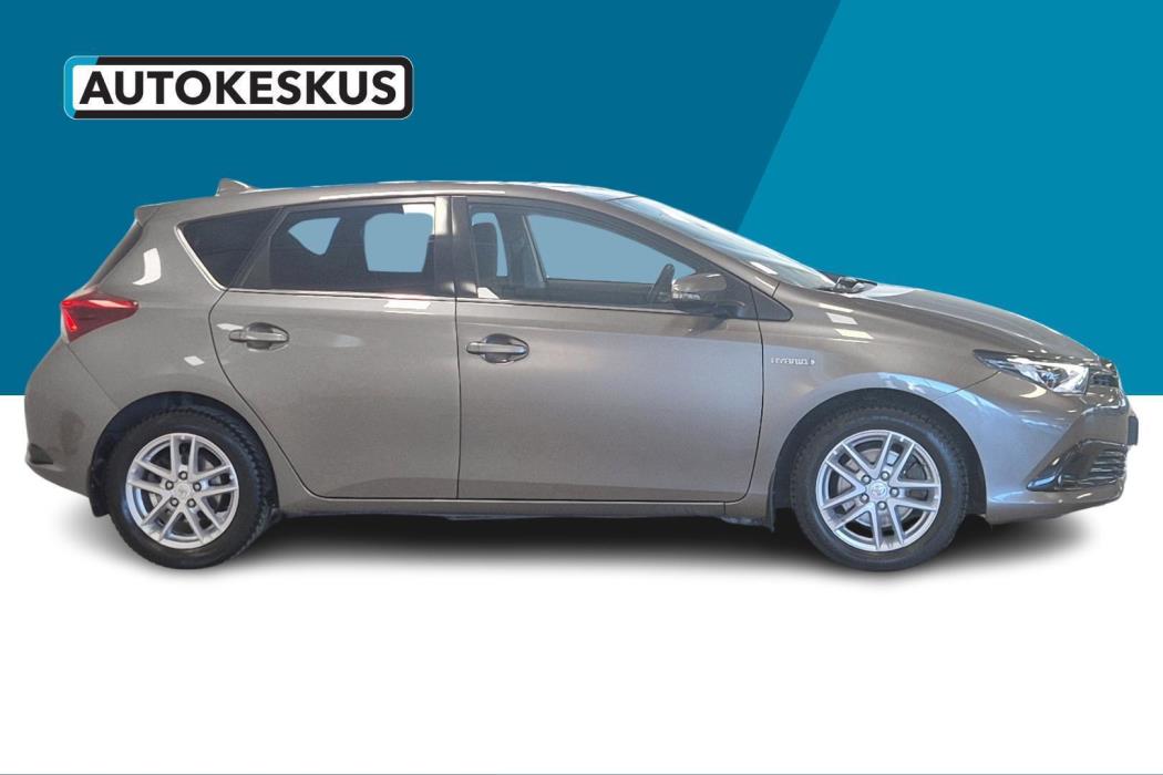 TOYOTA Auris 2018