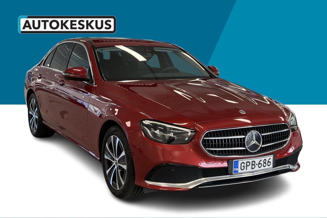 MERCEDES-BENZ E 2022