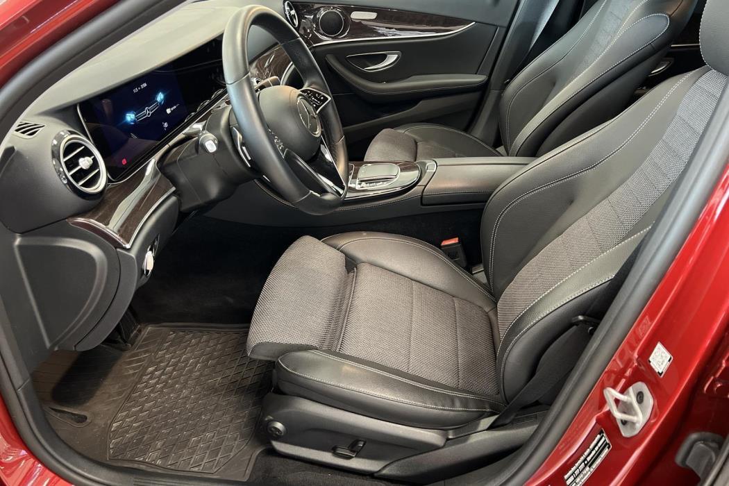 MERCEDES-BENZ E 2022