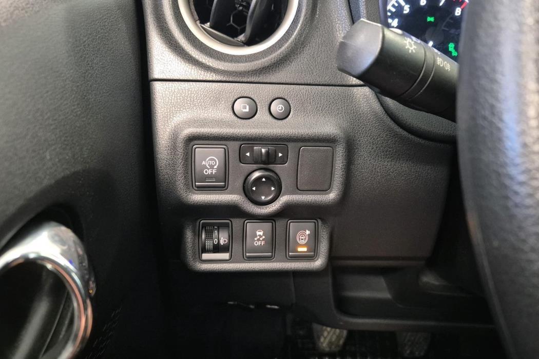 NISSAN Note 2014