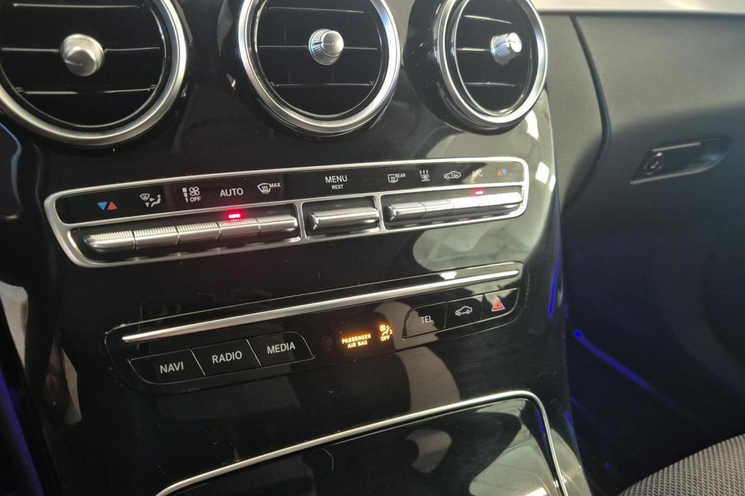 MERCEDES-BENZ C 2020