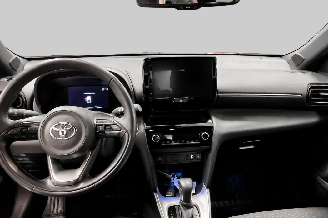 TOYOTA Yaris Cross 2023