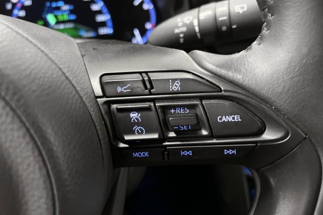 TOYOTA Yaris Cross 2023