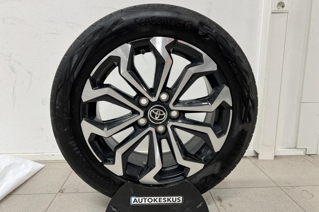 TOYOTA Yaris Cross 2023