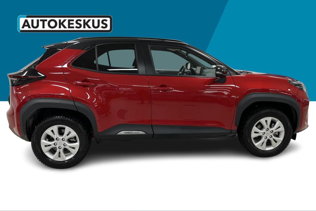 TOYOTA Yaris Cross 2023