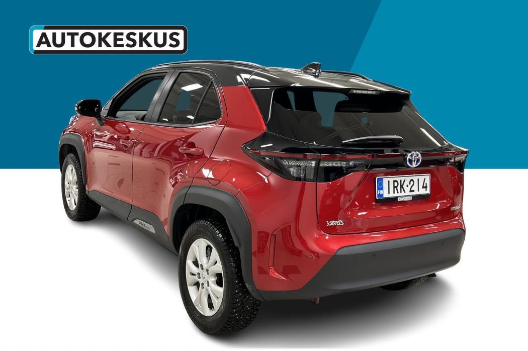 TOYOTA Yaris Cross 2023