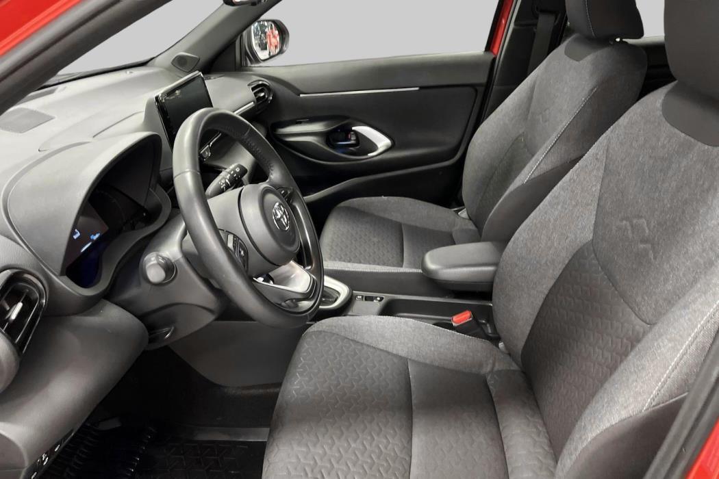 TOYOTA Yaris Cross 2023