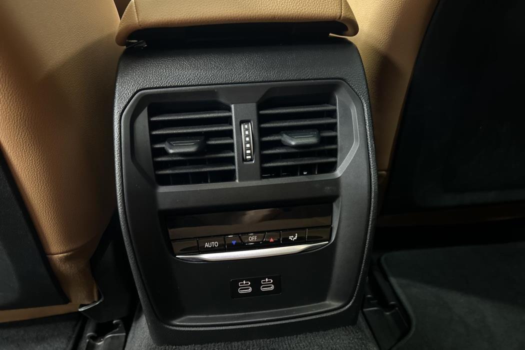 BMW i4 2025