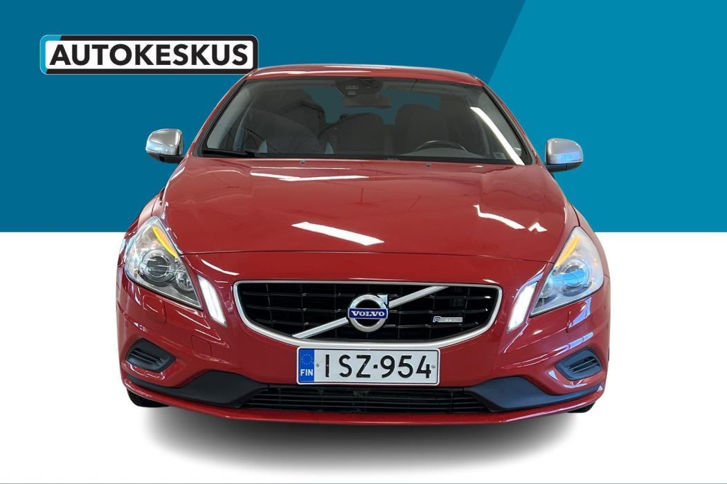 VOLVO S60 2011