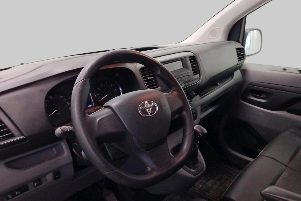TOYOTA Proace 2020
