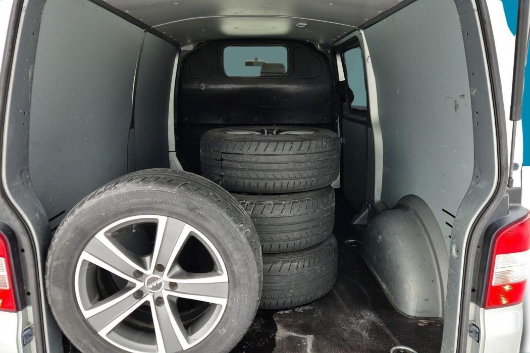 VOLKSWAGEN Transporter 2014