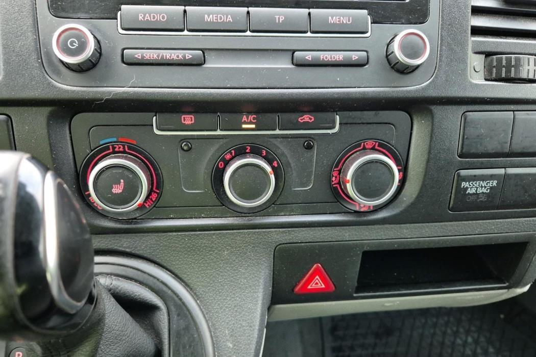 VOLKSWAGEN Transporter 2014