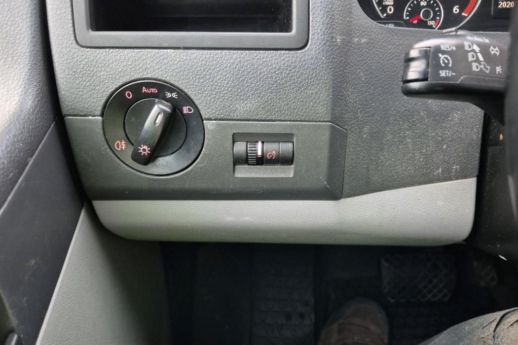 VOLKSWAGEN Transporter 2014