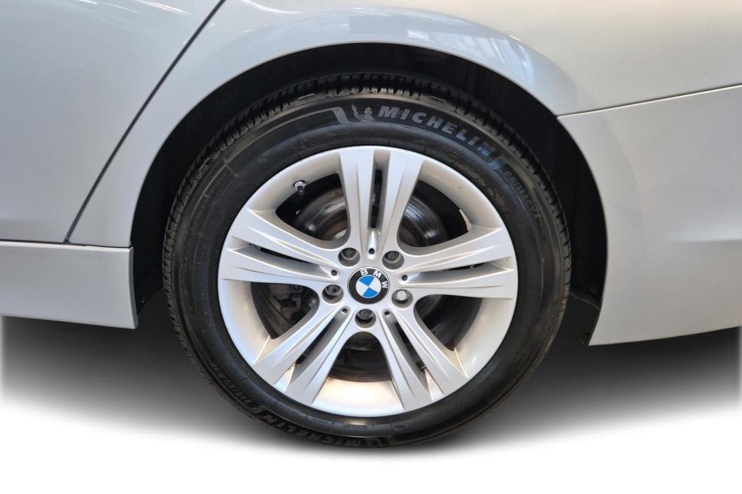 BMW 3-sarja 2015