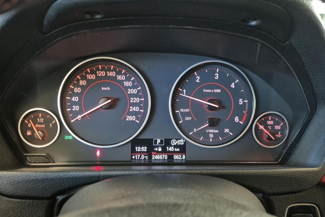 BMW 3-sarja 2015