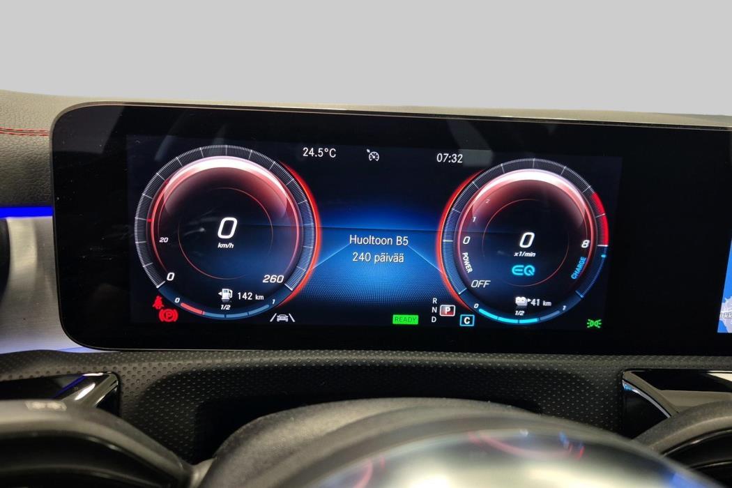 MERCEDES-BENZ CLA 2021