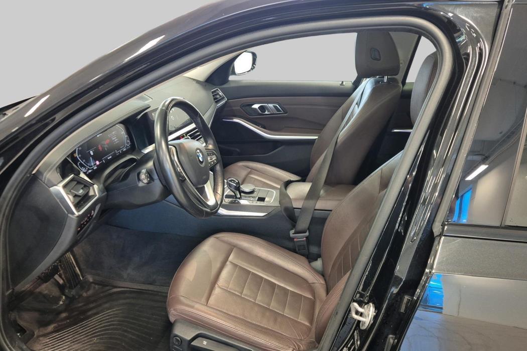 BMW 3-sarja 2021