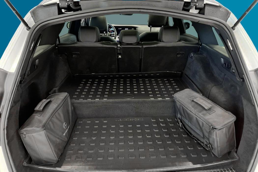 MERCEDES-BENZ E 2022