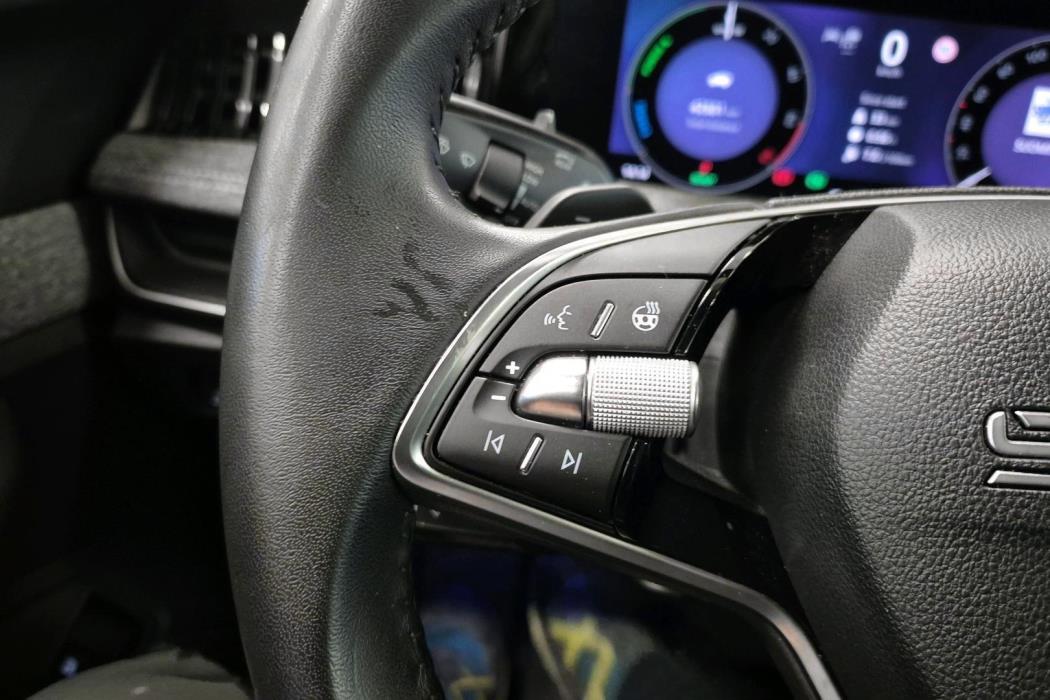 SKODA Superb 2025
