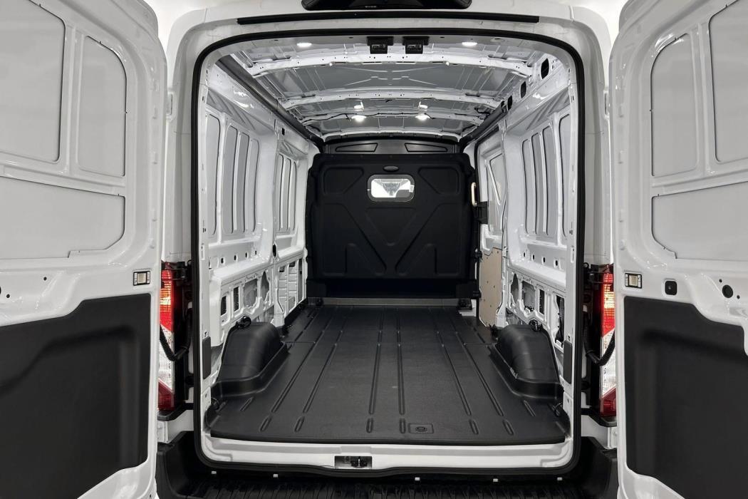 FORD Transit 2025