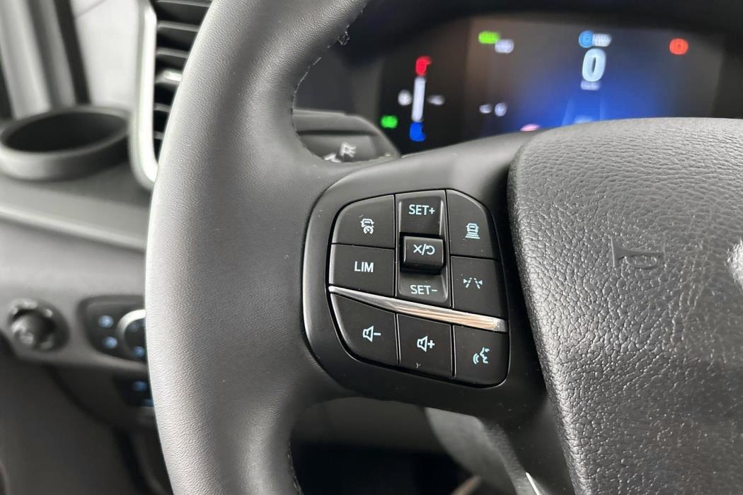 FORD Transit 2025