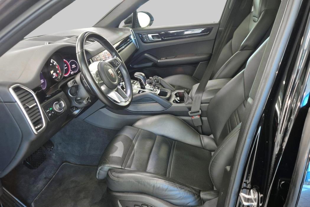 PORSCHE Cayenne 2022