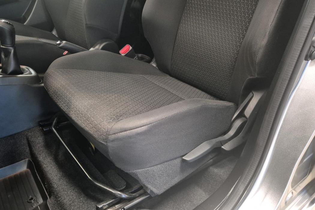 SUZUKI Swift 2017