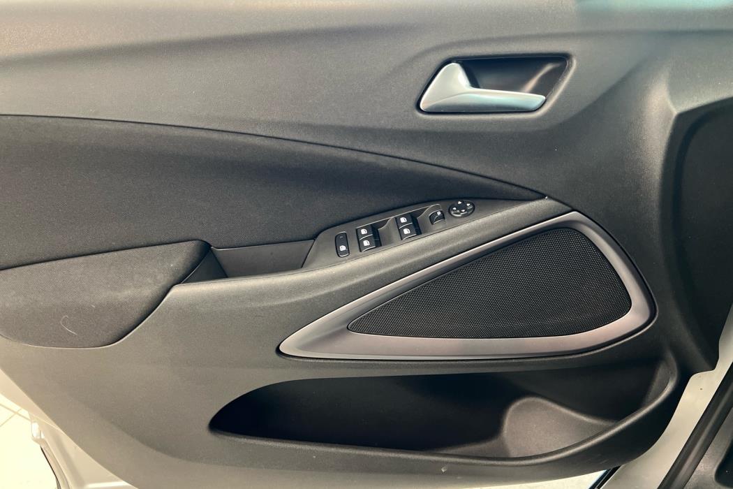 OPEL Crossland X 2018