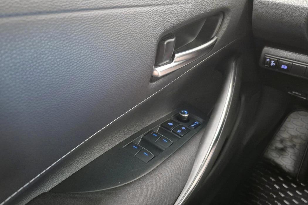 SUZUKI Swace 2022