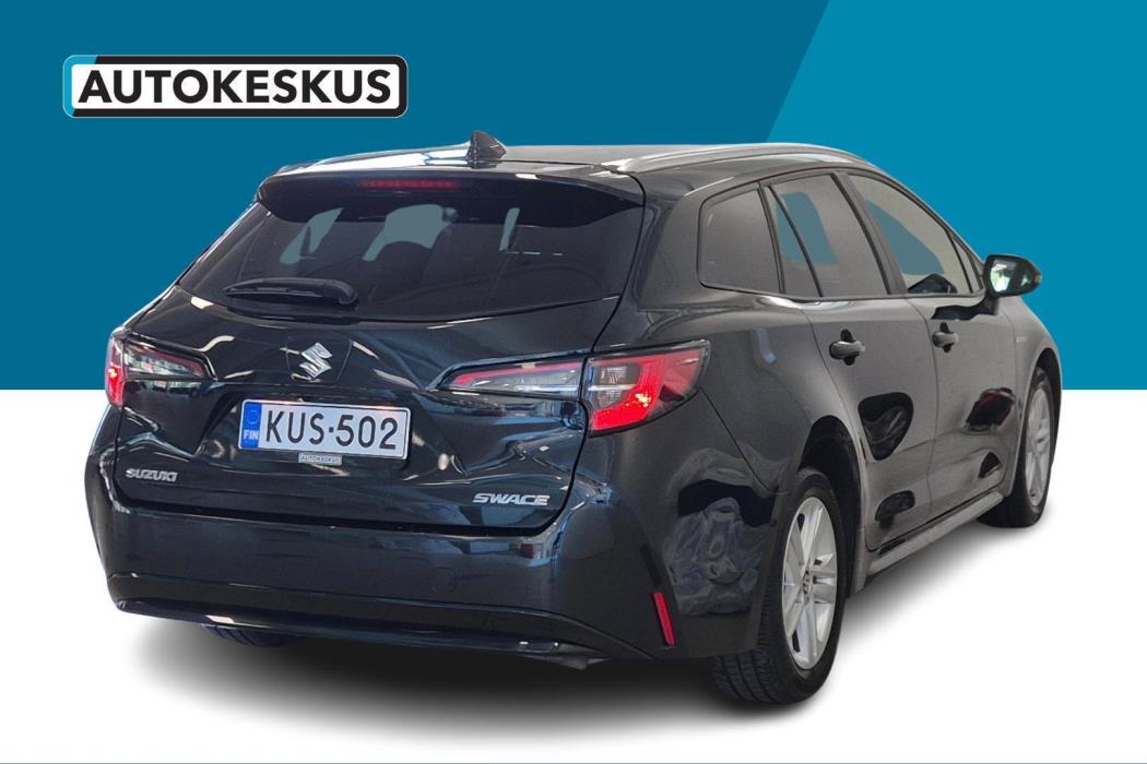 SUZUKI Swace 2022