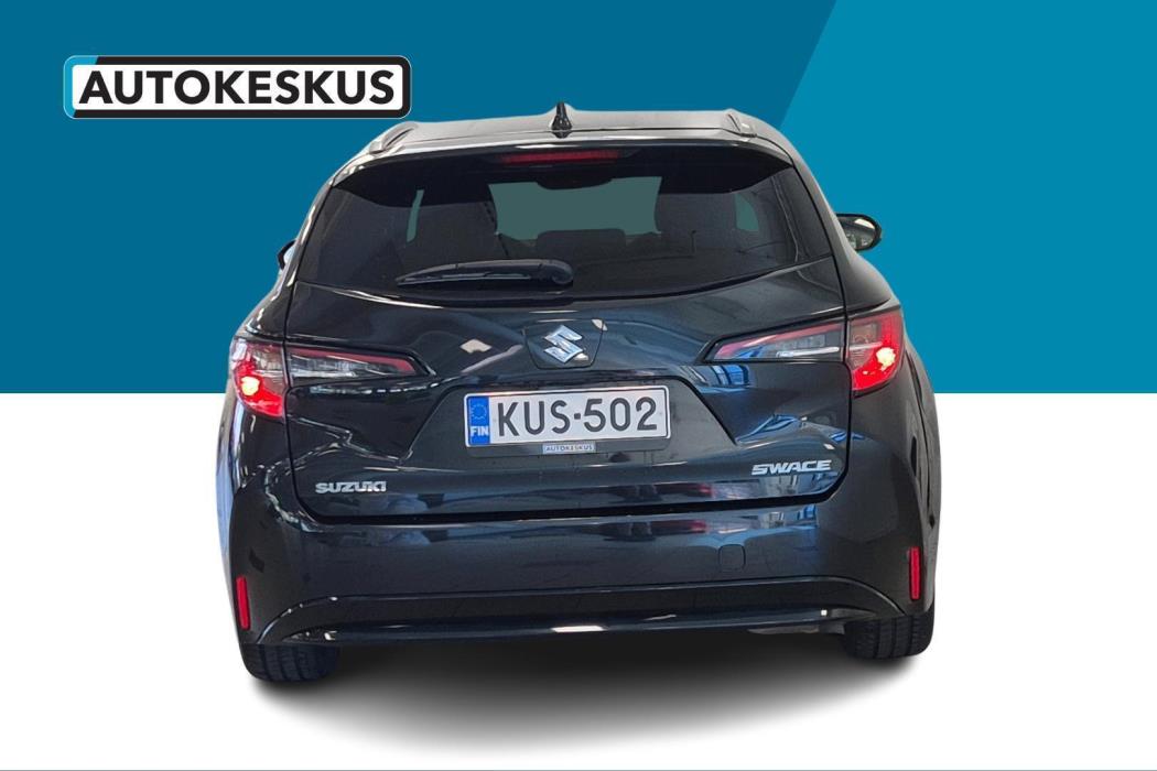 SUZUKI Swace 2022