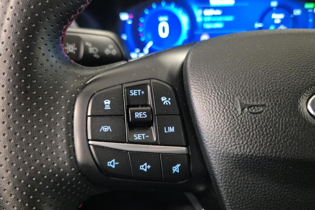 FORD Kuga 2022