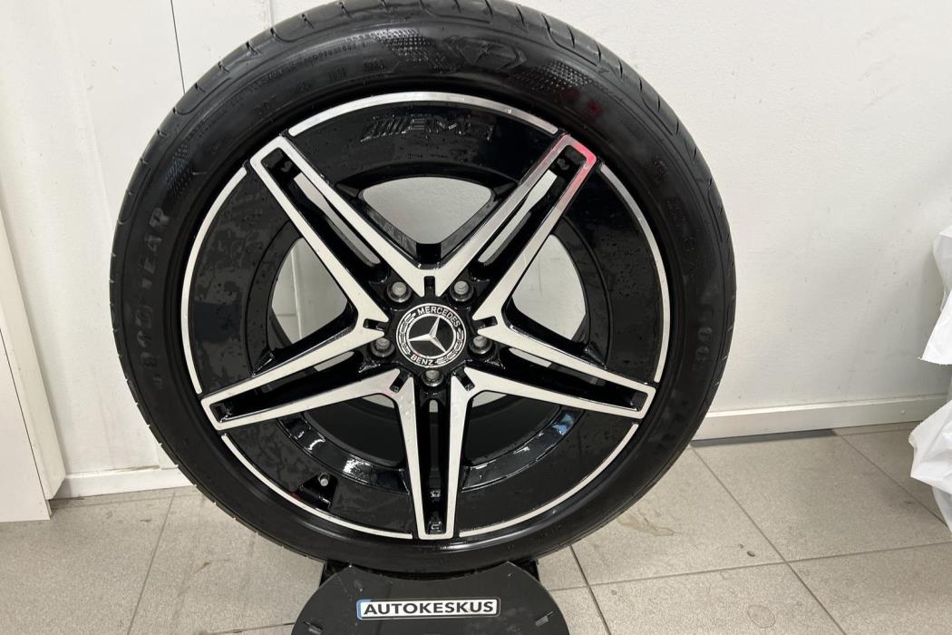 MERCEDES-BENZ C 2022