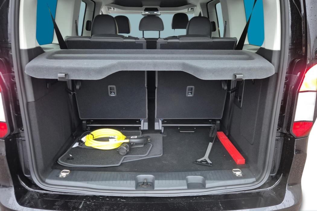 FORD Grand Tourneo Connect 2025