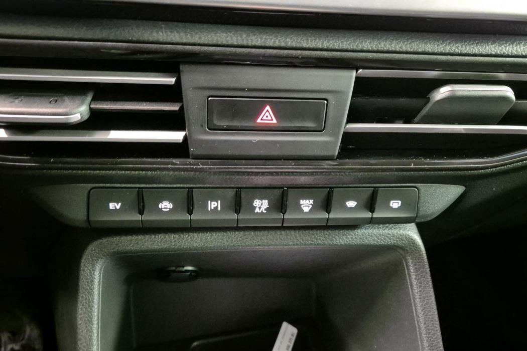 FORD Grand Tourneo Connect 2025