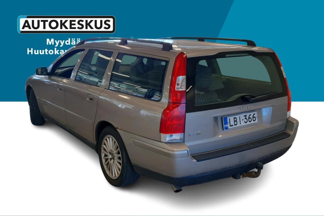 VOLVO V70 2004