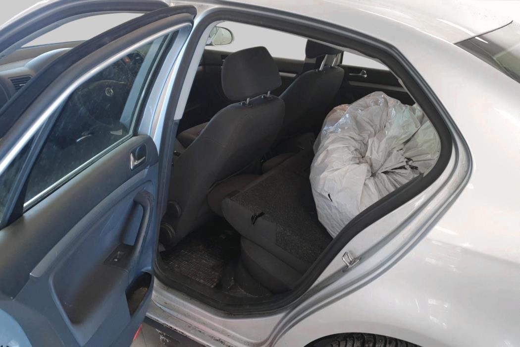 VOLKSWAGEN Jetta 2006