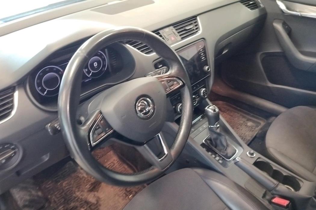 SKODA Octavia 2019