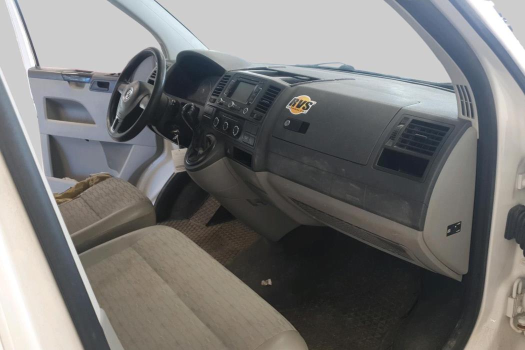 VOLKSWAGEN Transporter 2013