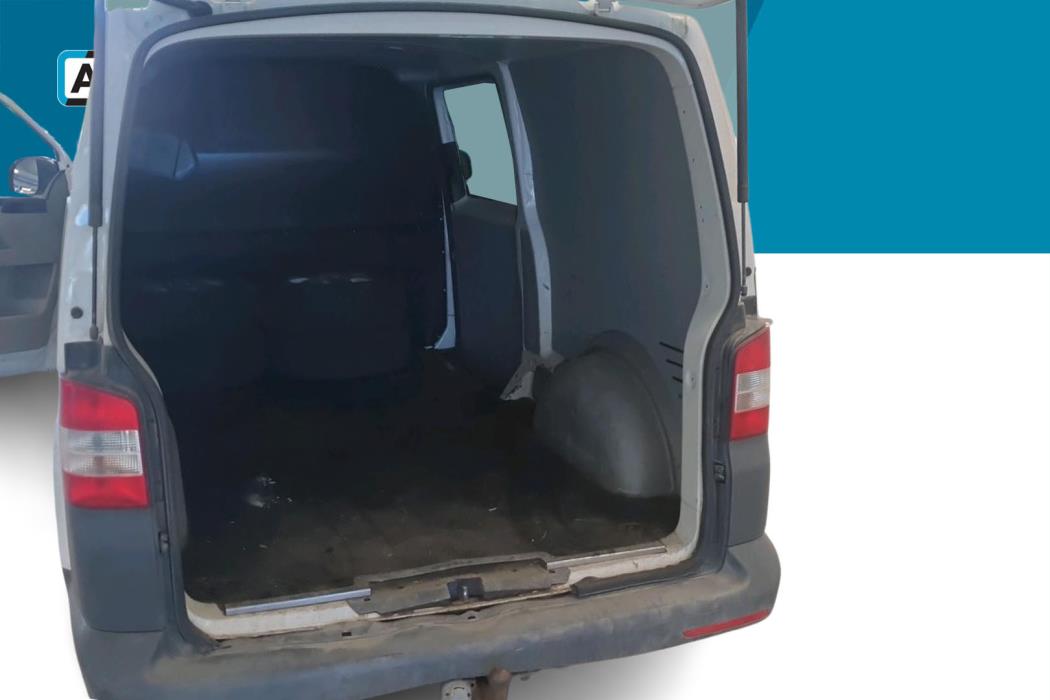 VOLKSWAGEN Transporter 2013