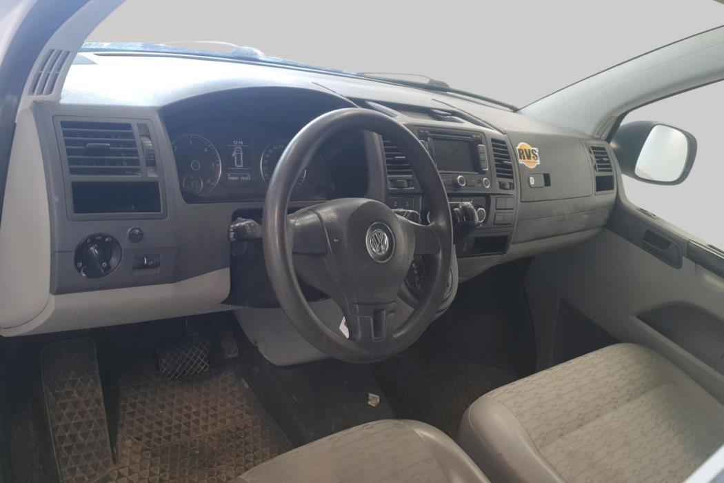 VOLKSWAGEN Transporter 2013