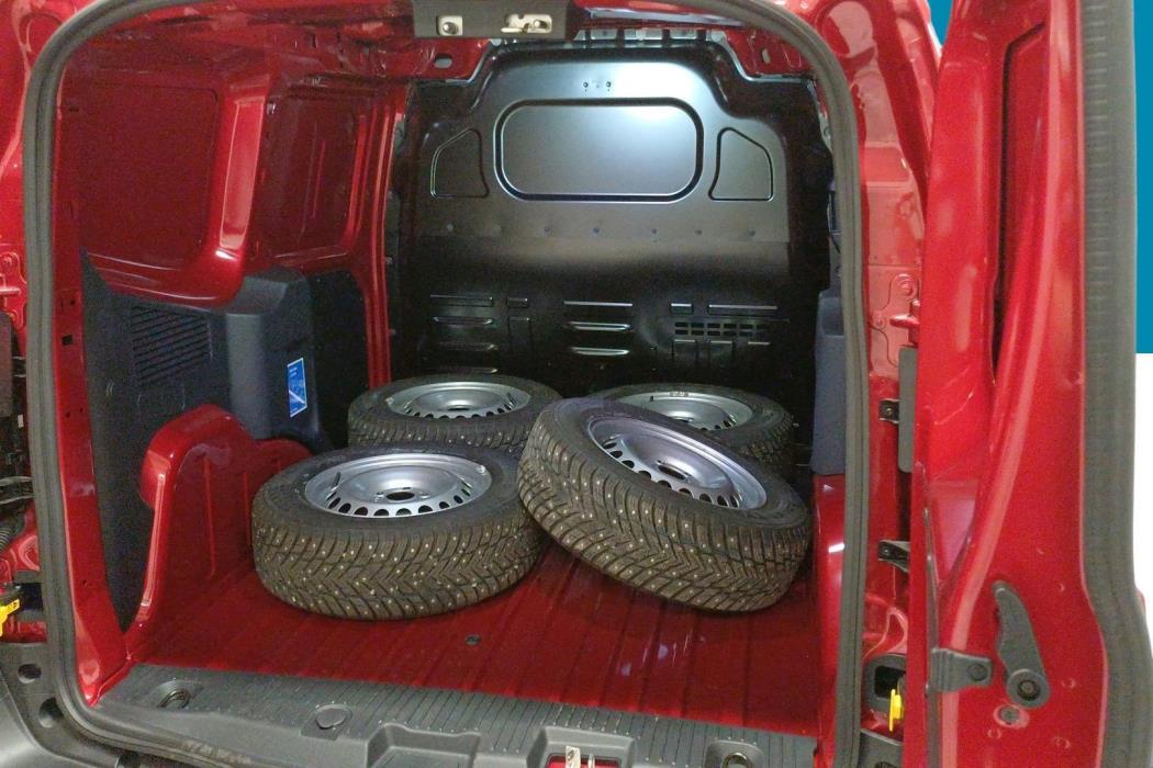 FORD Transit Courier 2026