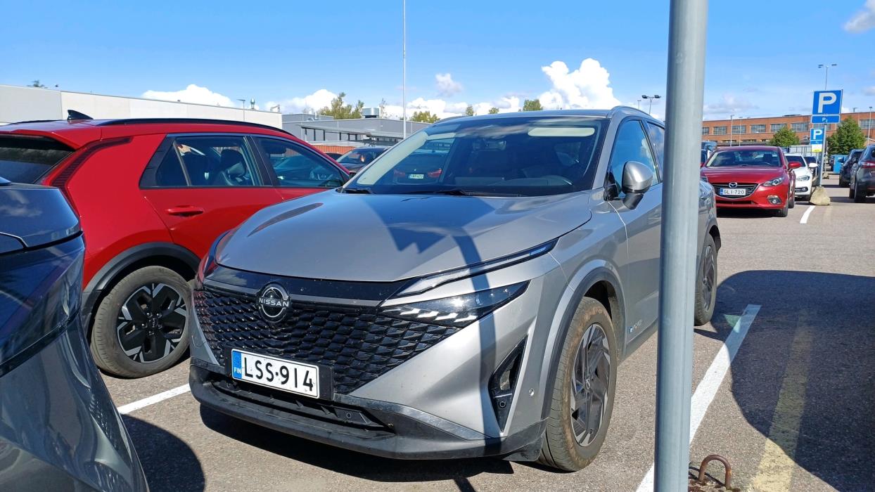 NISSAN Qashqai 2024