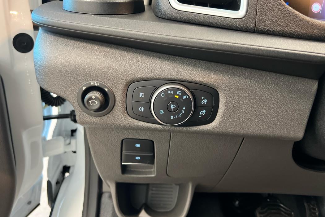 FORD Transit 2025