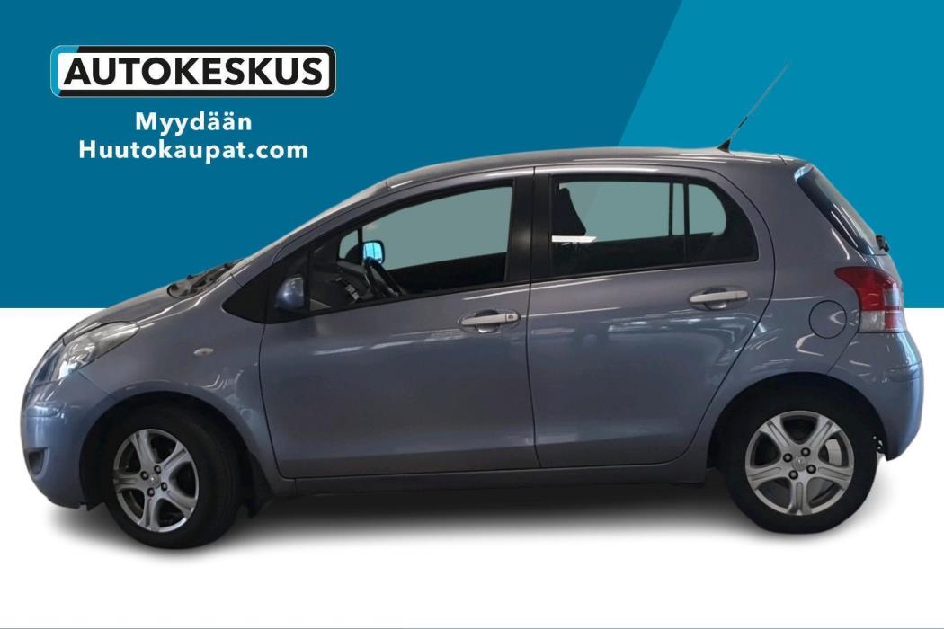 TOYOTA Yaris 2011